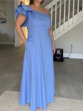 One-Shoulder Blue Dress